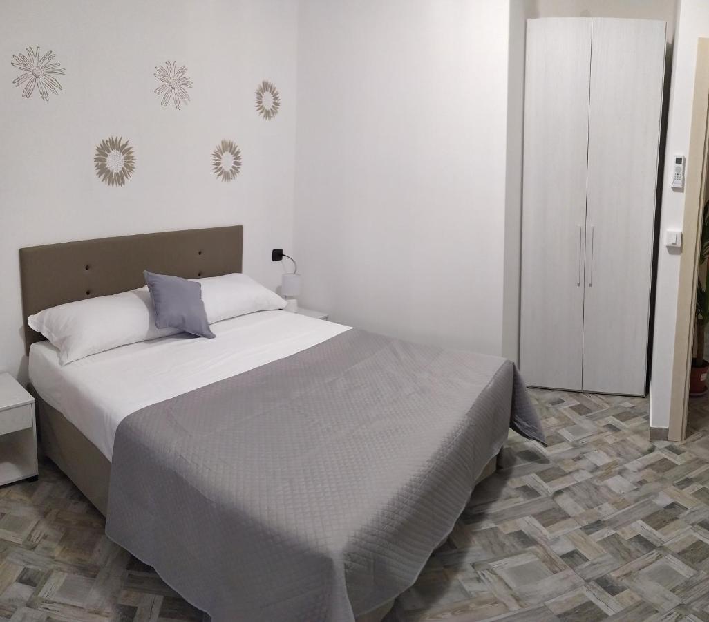 Bell'Albenga Hotel ภายนอก รูปภาพ