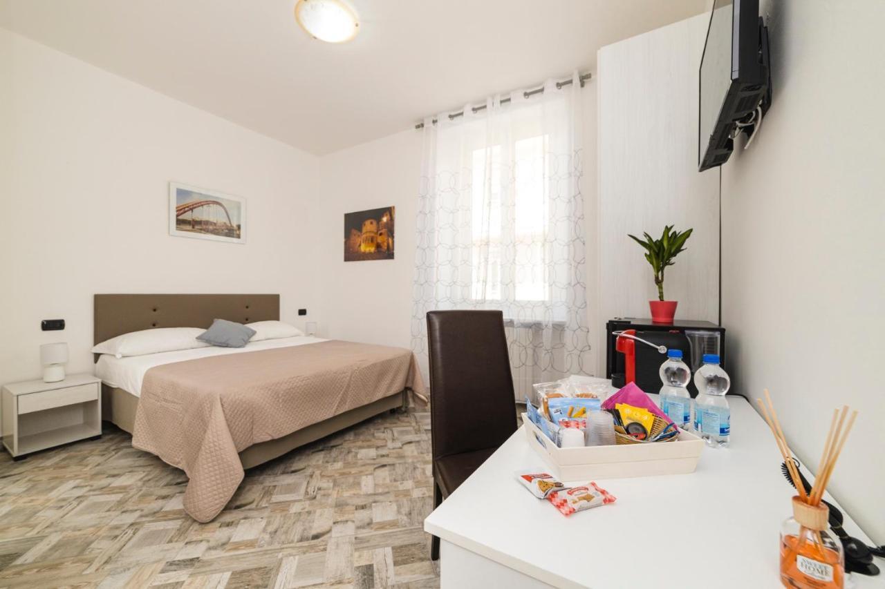 Bell'Albenga Hotel ภายนอก รูปภาพ